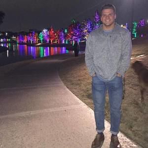 Meet your Posher, Corey